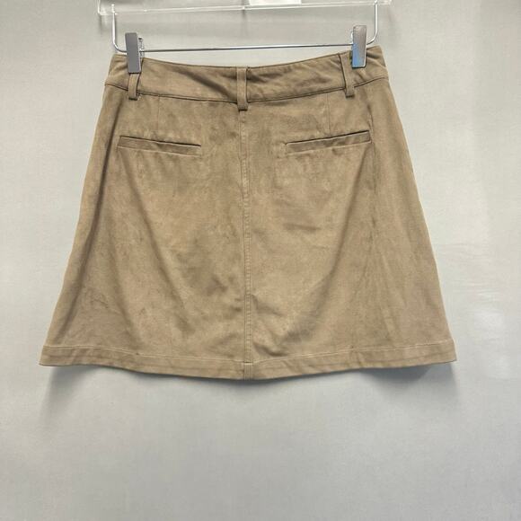 Marine Layer Rosie Faux Suede A-Line Mini Skirt in Birch Size Small - Picture 4 of 15